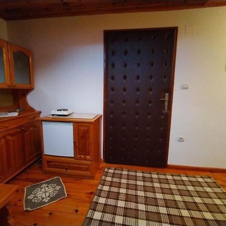 Apartmani Milic Sirogojno エクステリア 写真