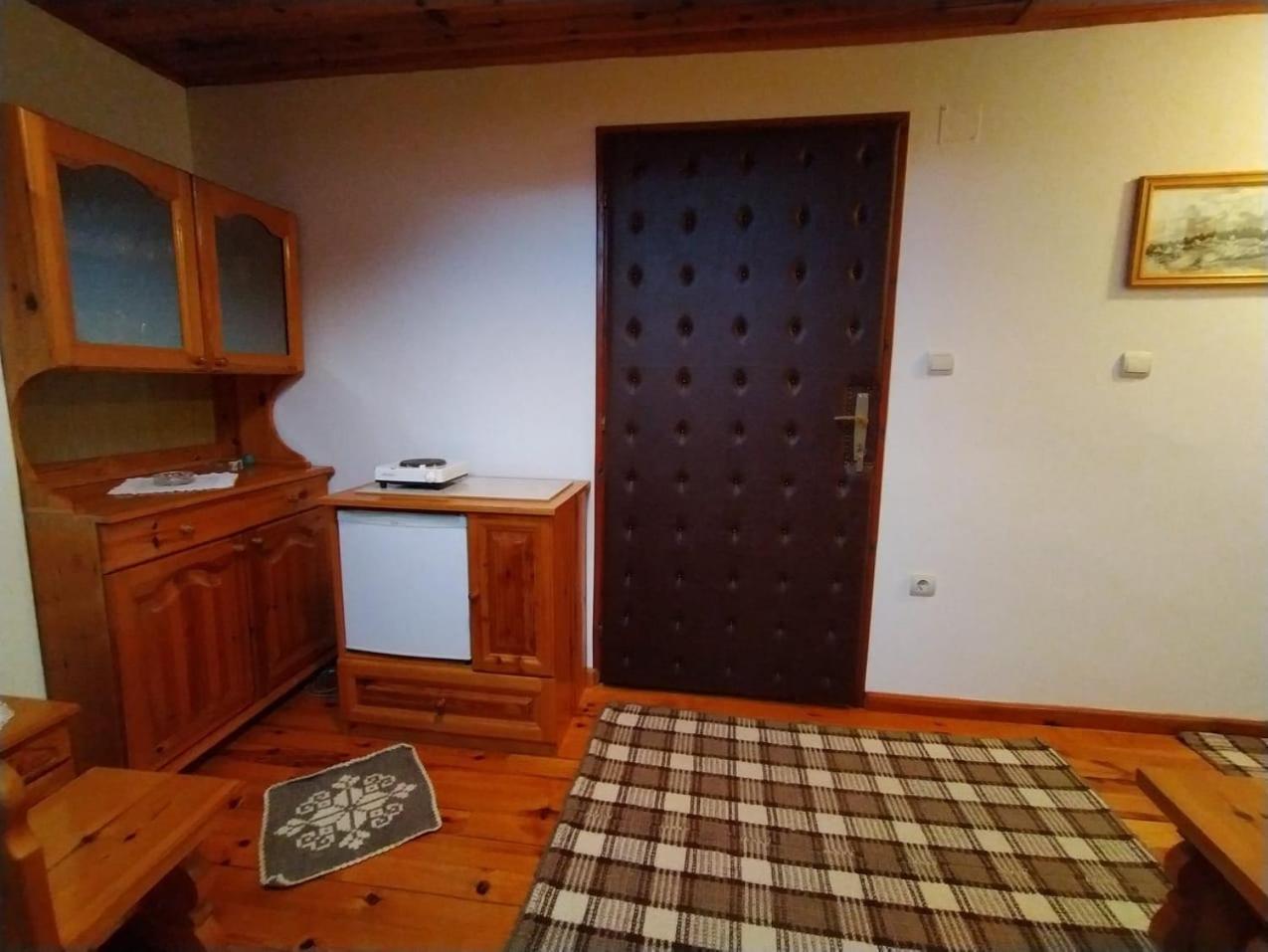 Apartmani Milic Sirogojno エクステリア 写真